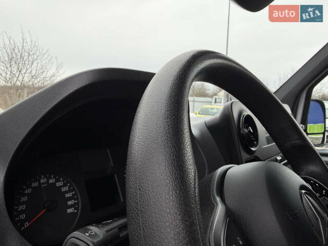Білий Мерседес Sprinter, об'ємом двигуна 0 л та пробігом 198 тис. км за 39999 $, фото 61 на Automoto.ua