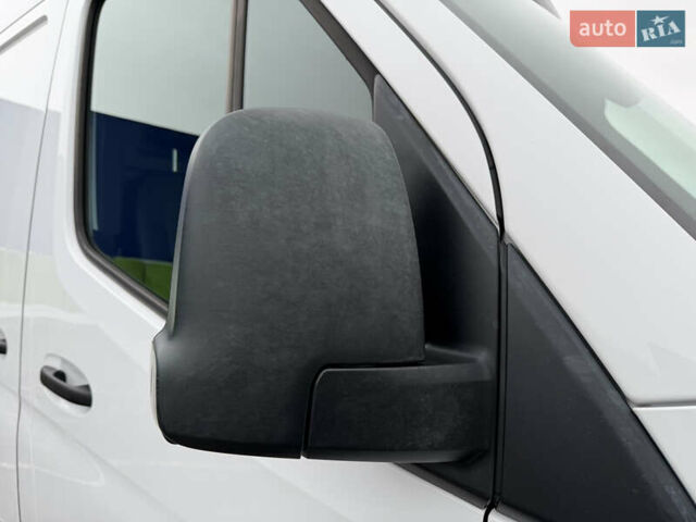 Білий Мерседес Sprinter, об'ємом двигуна 0 л та пробігом 198 тис. км за 39999 $, фото 17 на Automoto.ua