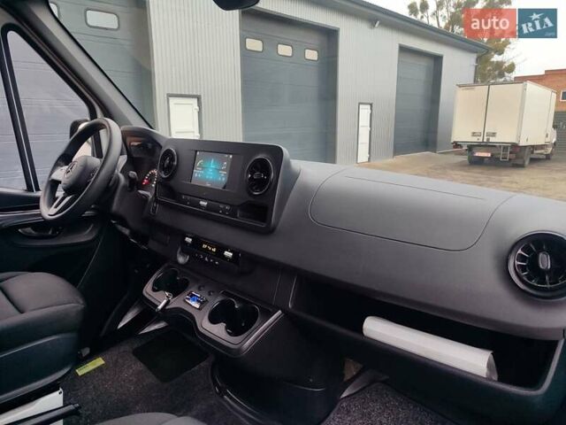 Белый Мерседес Sprinter, объемом двигателя 2 л и пробегом 265 тыс. км за 26900 $, фото 26 на Automoto.ua