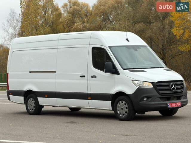 Белый Мерседес Sprinter, объемом двигателя 2 л и пробегом 238 тыс. км за 29999 $, фото 15 на Automoto.ua