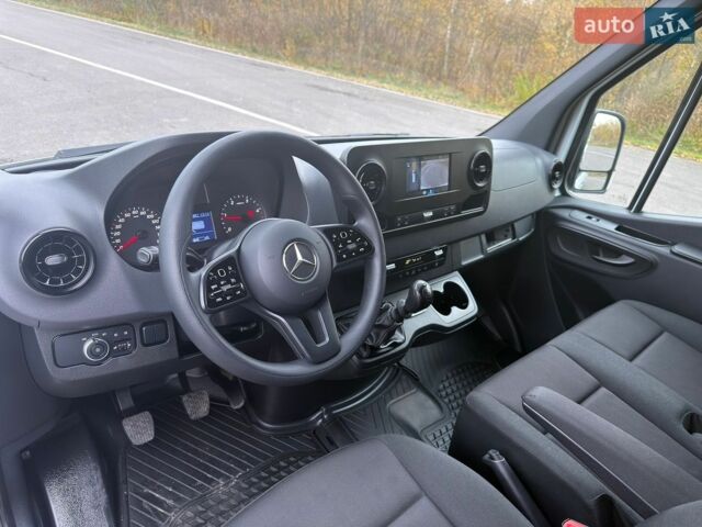 Белый Мерседес Sprinter, объемом двигателя 2 л и пробегом 238 тыс. км за 29999 $, фото 53 на Automoto.ua