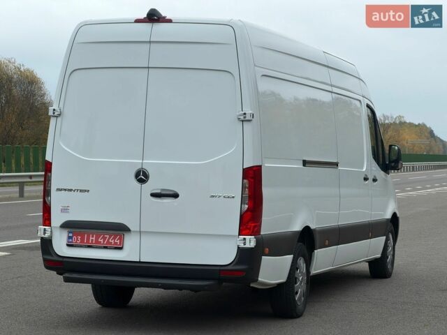 Белый Мерседес Sprinter, объемом двигателя 2 л и пробегом 238 тыс. км за 29999 $, фото 11 на Automoto.ua