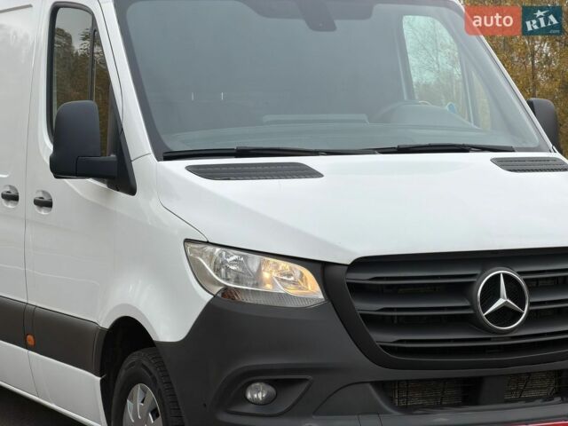 Белый Мерседес Sprinter, объемом двигателя 2 л и пробегом 238 тыс. км за 29999 $, фото 22 на Automoto.ua