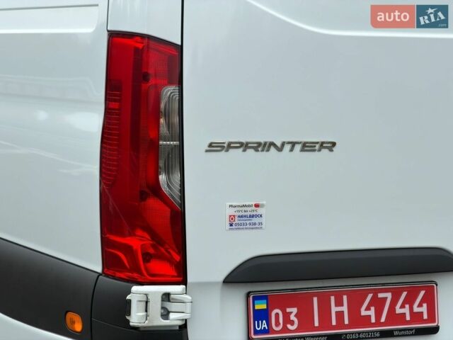 Белый Мерседес Sprinter, объемом двигателя 2 л и пробегом 238 тыс. км за 29999 $, фото 37 на Automoto.ua