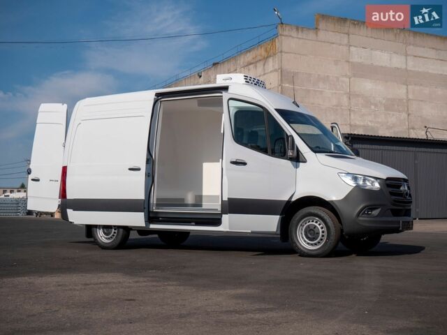 Белый Мерседес Sprinter, объемом двигателя 0 л и пробегом 1 тыс. км за 69447 $, фото 2 на Automoto.ua