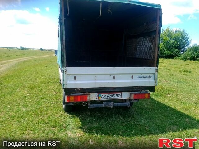 Білий Мерседес Sprinter, об'ємом двигуна 3 л та пробігом 600 тис. км за 7200 $, фото 6 на Automoto.ua