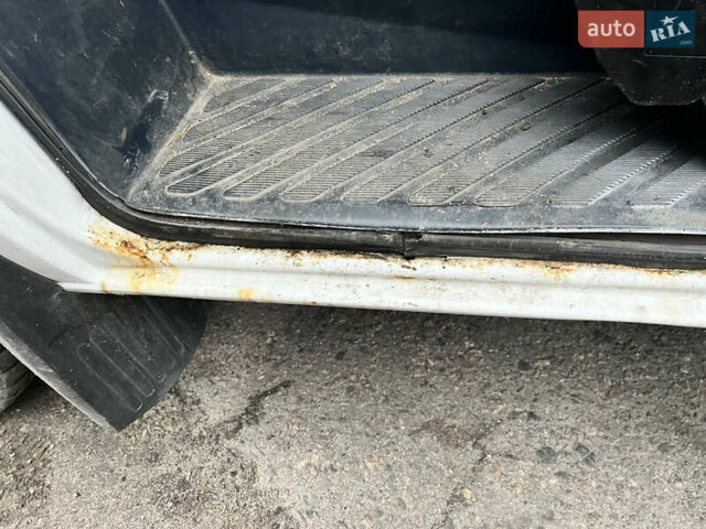 Белый Мерседес Sprinter, объемом двигателя 2.87 л и пробегом 670 тыс. км за 7800 $, фото 6 на Automoto.ua