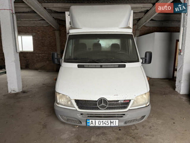 Белый Мерседес Sprinter, объемом двигателя 0 л и пробегом 250 тыс. км за 9200 $, фото 3 на Automoto.ua