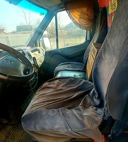 Білий Мерседес Sprinter, об'ємом двигуна 2.2 л та пробігом 630 тис. км за 9800 $, фото 6 на Automoto.ua