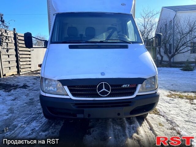 Белый Мерседес Sprinter, объемом двигателя 2.1 л и пробегом 200 тыс. км за 7500 $, фото 1 на Automoto.ua