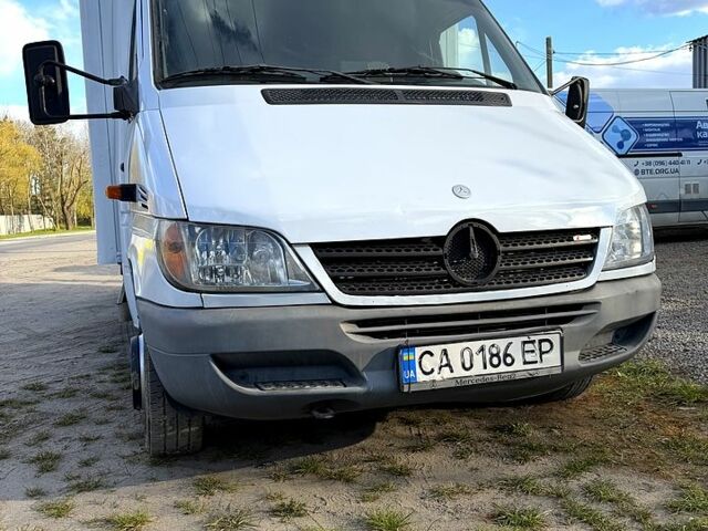 Белый Мерседес Sprinter, объемом двигателя 2.1 л и пробегом 0 тыс. км за 9200 $, фото 2 на Automoto.ua