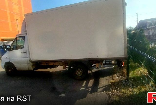 Білий Мерседес Sprinter, об'ємом двигуна 2.2 л та пробігом 630 тис. км за 9800 $, фото 5 на Automoto.ua