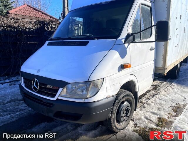 Белый Мерседес Sprinter, объемом двигателя 2.1 л и пробегом 200 тыс. км за 7500 $, фото 2 на Automoto.ua