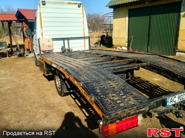 Белый Мерседес Sprinter, объемом двигателя 2.2 л и пробегом 535 тыс. км за 7400 $, фото 4 на Automoto.ua