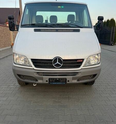 Белый Мерседес Sprinter, объемом двигателя 0 л и пробегом 330 тыс. км за 16900 $, фото 4 на Automoto.ua