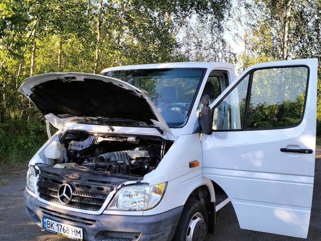 Белый Мерседес Sprinter, объемом двигателя 2.4 л и пробегом 322 тыс. км за 17500 $, фото 11 на Automoto.ua