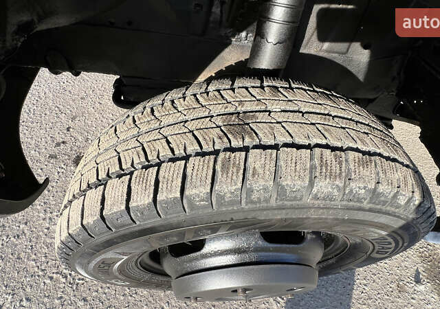 Белый Мерседес Sprinter, объемом двигателя 2.15 л и пробегом 750 тыс. км за 7900 $, фото 6 на Automoto.ua