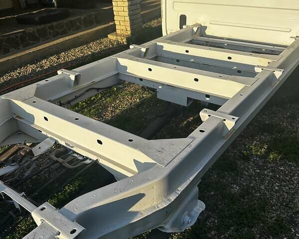 Білий Мерседес Sprinter, об'ємом двигуна 2.7 л та пробігом 250 тис. км за 17900 $, фото 9 на Automoto.ua