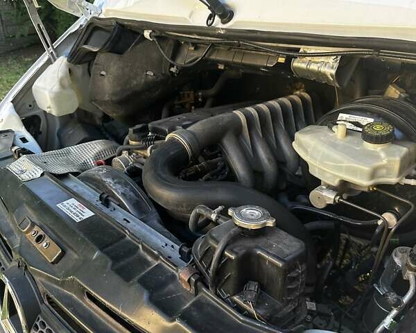 Білий Мерседес Sprinter, об'ємом двигуна 2.7 л та пробігом 250 тис. км за 17900 $, фото 18 на Automoto.ua