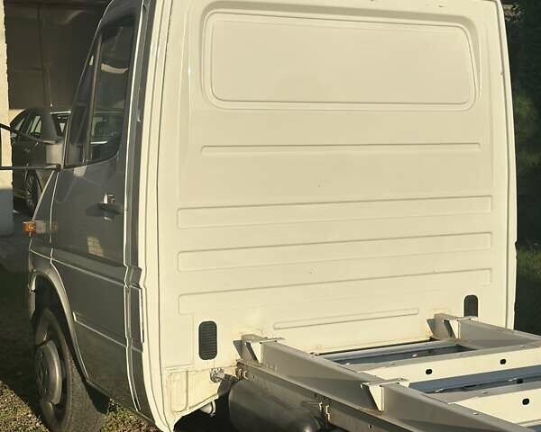 Білий Мерседес Sprinter, об'ємом двигуна 2.7 л та пробігом 250 тис. км за 17900 $, фото 8 на Automoto.ua