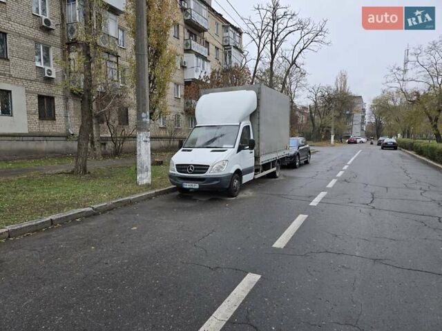 Белый Мерседес Sprinter, объемом двигателя 2.2 л и пробегом 110 тыс. км за 17600 $, фото 9 на Automoto.ua