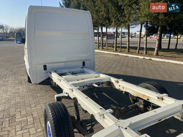 Белый Мерседес Sprinter, объемом двигателя 2.2 л и пробегом 280 тыс. км за 12700 $, фото 5 на Automoto.ua