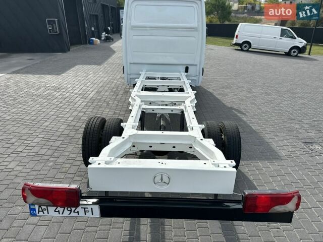 Белый Мерседес Sprinter, объемом двигателя 2.14 л и пробегом 445 тыс. км за 17500 $, фото 18 на Automoto.ua