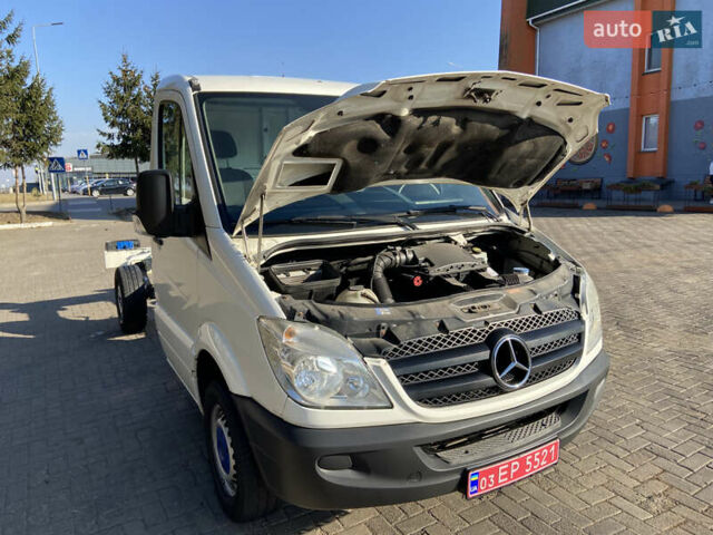 Белый Мерседес Sprinter, объемом двигателя 2.2 л и пробегом 280 тыс. км за 12700 $, фото 25 на Automoto.ua
