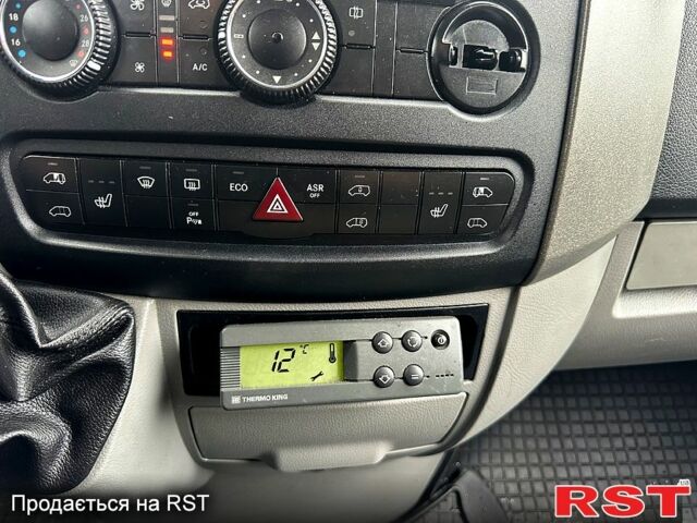Мерседес Sprinter 2011 у Києві на Automoto.ua Білий Мерседес Sprinter, об'ємом двигуна 2.1 л та пробігом 302 тис. км за 15682 $, фото 11 на Automoto.ua