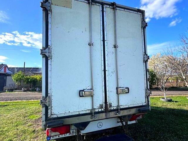 Белый Мерседес Sprinter, объемом двигателя 2.1 л и пробегом 920 тыс. км за 11000 $, фото 7 на Automoto.ua
