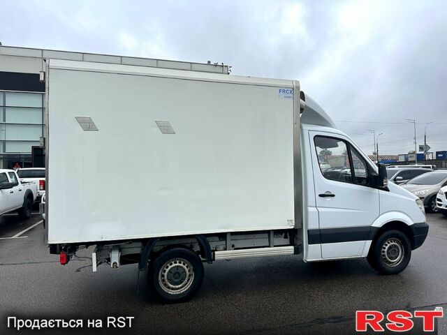 Мерседес Sprinter 2011 у Києві на Automoto.ua Білий Мерседес Sprinter, об'ємом двигуна 2.1 л та пробігом 302 тис. км за 15682 $, фото 7 на Automoto.ua