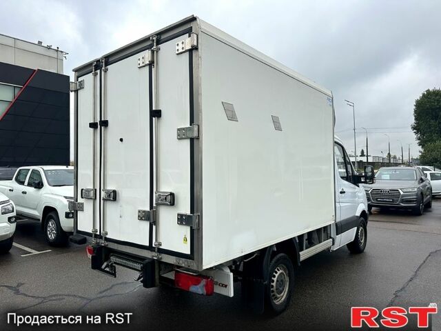 Мерседес Sprinter 2011 у Києві на Automoto.ua Білий Мерседес Sprinter, об'ємом двигуна 2.1 л та пробігом 302 тис. км за 15682 $, фото 6 на Automoto.ua