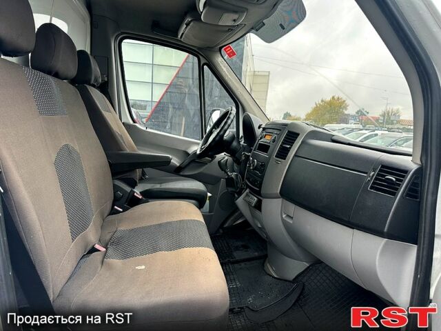 Мерседес Sprinter 2011 у Києві на Automoto.ua Білий Мерседес Sprinter, об'ємом двигуна 2.1 л та пробігом 302 тис. км за 15682 $, фото 12 на Automoto.ua