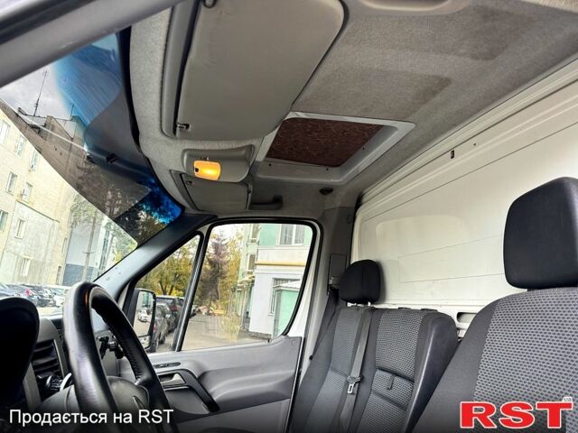 Белый Мерседес Sprinter, объемом двигателя 2.2 л и пробегом 305 тыс. км за 14900 $, фото 8 на Automoto.ua