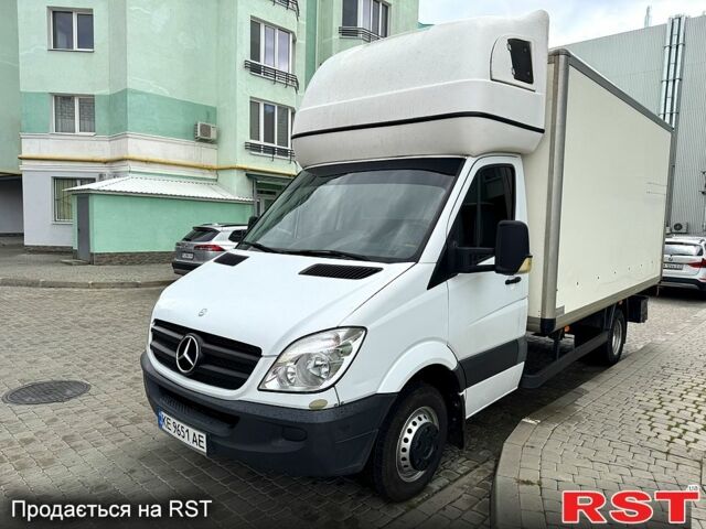 Белый Мерседес Sprinter, объемом двигателя 2.2 л и пробегом 305 тыс. км за 14900 $, фото 7 на Automoto.ua