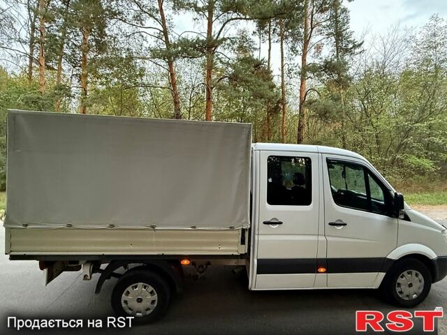 Белый Мерседес Sprinter, объемом двигателя 2.2 л и пробегом 430 тыс. км за 15500 $, фото 4 на Automoto.ua