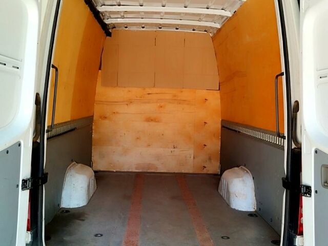 Белый Мерседес Sprinter, объемом двигателя 3 л и пробегом 308 тыс. км за 23000 $, фото 3 на Automoto.ua