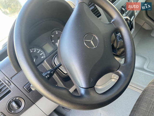 Білий Мерседес Sprinter, об'ємом двигуна 2.2 л та пробігом 250 тис. км за 16500 $, фото 4 на Automoto.ua