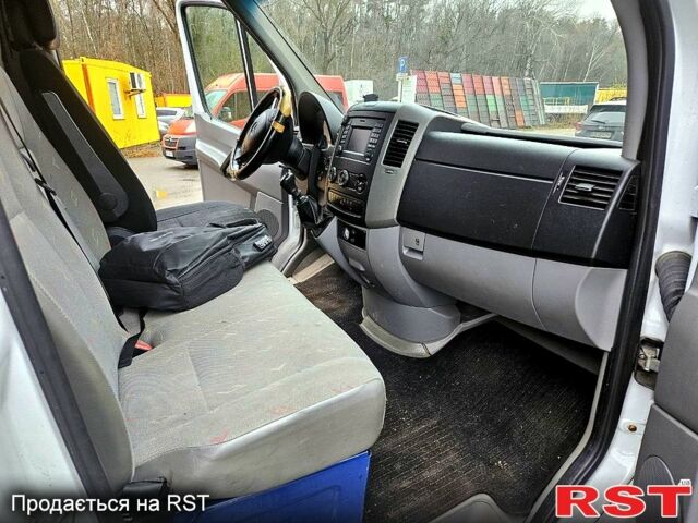 Білий Мерседес Sprinter, об'ємом двигуна 2.1 л та пробігом 307 тис. км за 16000 $, фото 10 на Automoto.ua