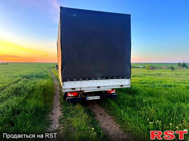 Белый Мерседес Sprinter, объемом двигателя 2.2 л и пробегом 252 тыс. км за 20000 $, фото 4 на Automoto.ua
