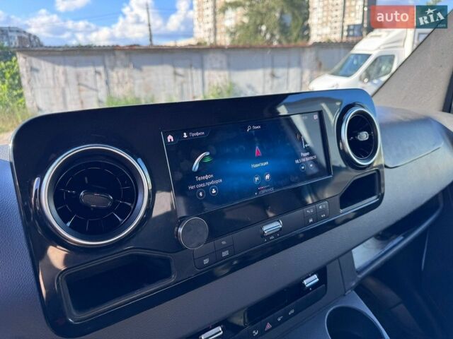 Белый Мерседес Sprinter, объемом двигателя 2.99 л и пробегом 272 тыс. км за 24200 $, фото 12 на Automoto.ua