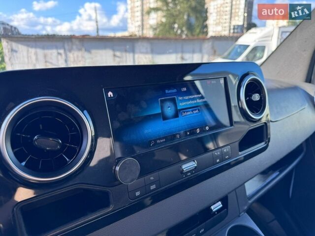 Белый Мерседес Sprinter, объемом двигателя 2.99 л и пробегом 272 тыс. км за 24200 $, фото 13 на Automoto.ua