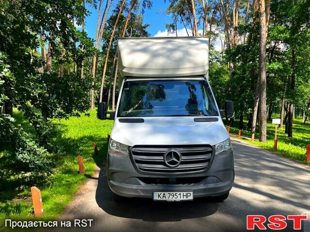 Белый Мерседес Sprinter, объемом двигателя 2.1 л и пробегом 86 тыс. км за 40000 $, фото 2 на Automoto.ua