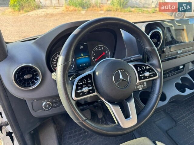 Белый Мерседес Sprinter, объемом двигателя 2.99 л и пробегом 272 тыс. км за 24200 $, фото 11 на Automoto.ua