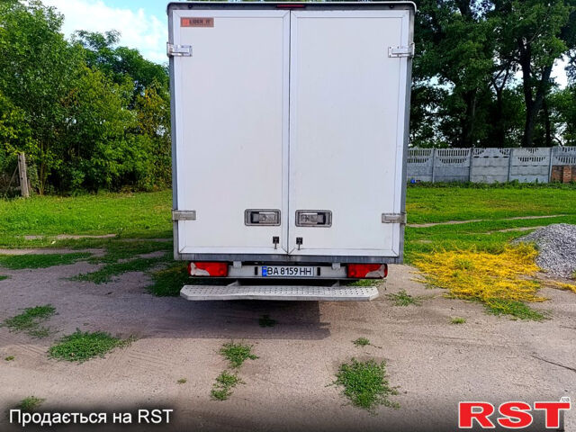 Белый Мерседес Sprinter, объемом двигателя 2.2 л и пробегом 223 тыс. км за 26000 $, фото 1 на Automoto.ua