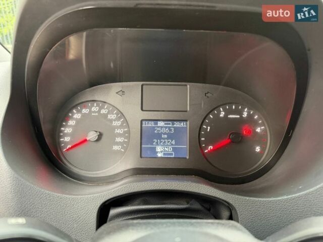 Білий Мерседес Sprinter, об'ємом двигуна 2 л та пробігом 212 тис. км за 37117 $, фото 14 на Automoto.ua