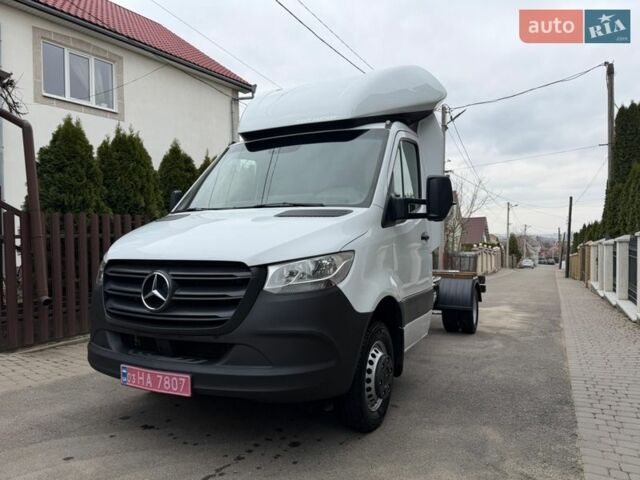 Білий Мерседес Sprinter, об'ємом двигуна 2 л та пробігом 212 тис. км за 37117 $, фото 1 на Automoto.ua