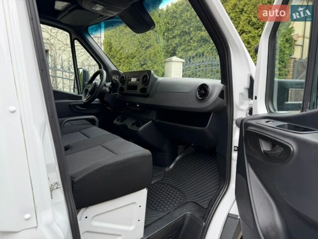 Білий Мерседес Sprinter, об'ємом двигуна 2 л та пробігом 212 тис. км за 37117 $, фото 11 на Automoto.ua