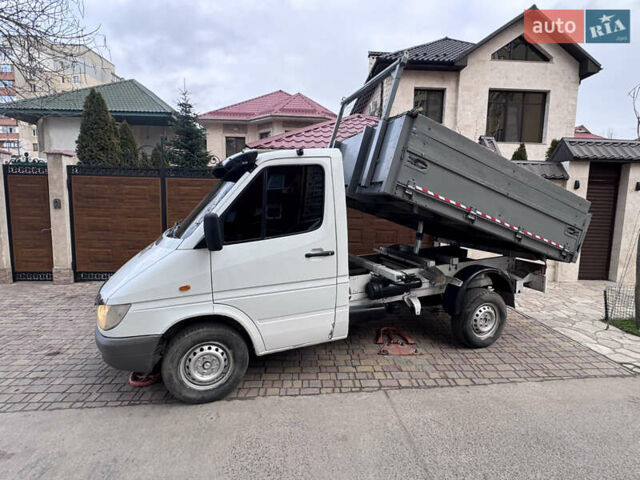 Белый Мерседес Sprinter, объемом двигателя 2.15 л и пробегом 322 тыс. км за 11500 $, фото 11 на Automoto.ua