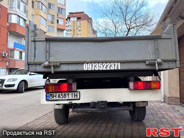 Белый Мерседес Sprinter, объемом двигателя 2.2 л и пробегом 322 тыс. км за 11500 $, фото 9 на Automoto.ua